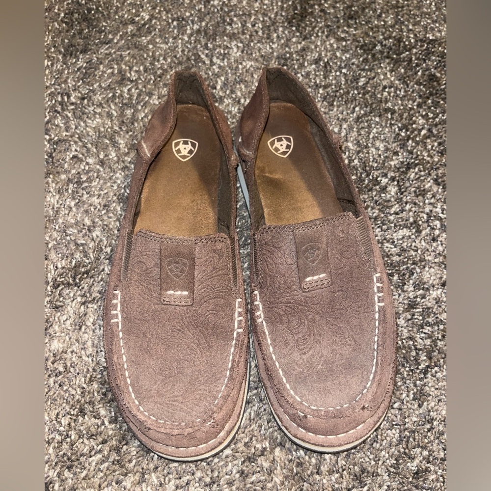 Ariat Cruisers